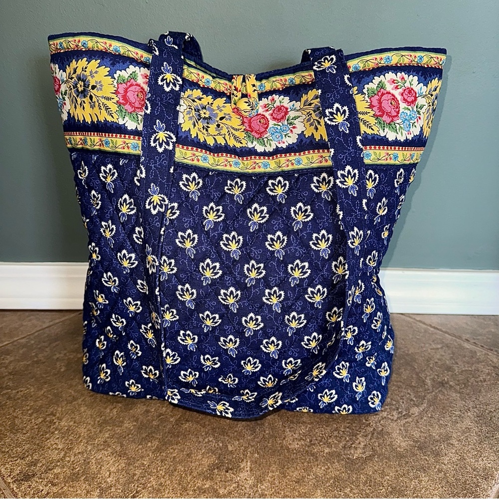 LIKE NEW - Vera Bradley  Madison BlueTote Bag
